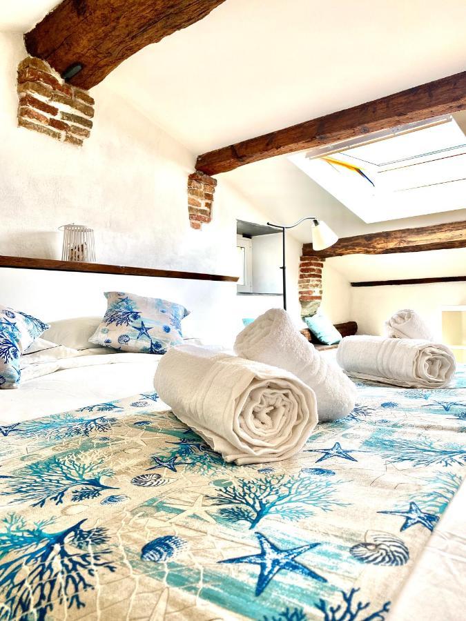 شقة Cozy Loft Marina View سافونا المظهر الخارجي الصورة