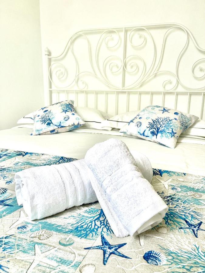 شقة Cozy Loft Marina View سافونا المظهر الخارجي الصورة