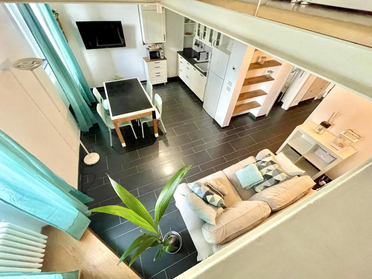 شقة Cozy Loft Marina View سافونا المظهر الخارجي الصورة