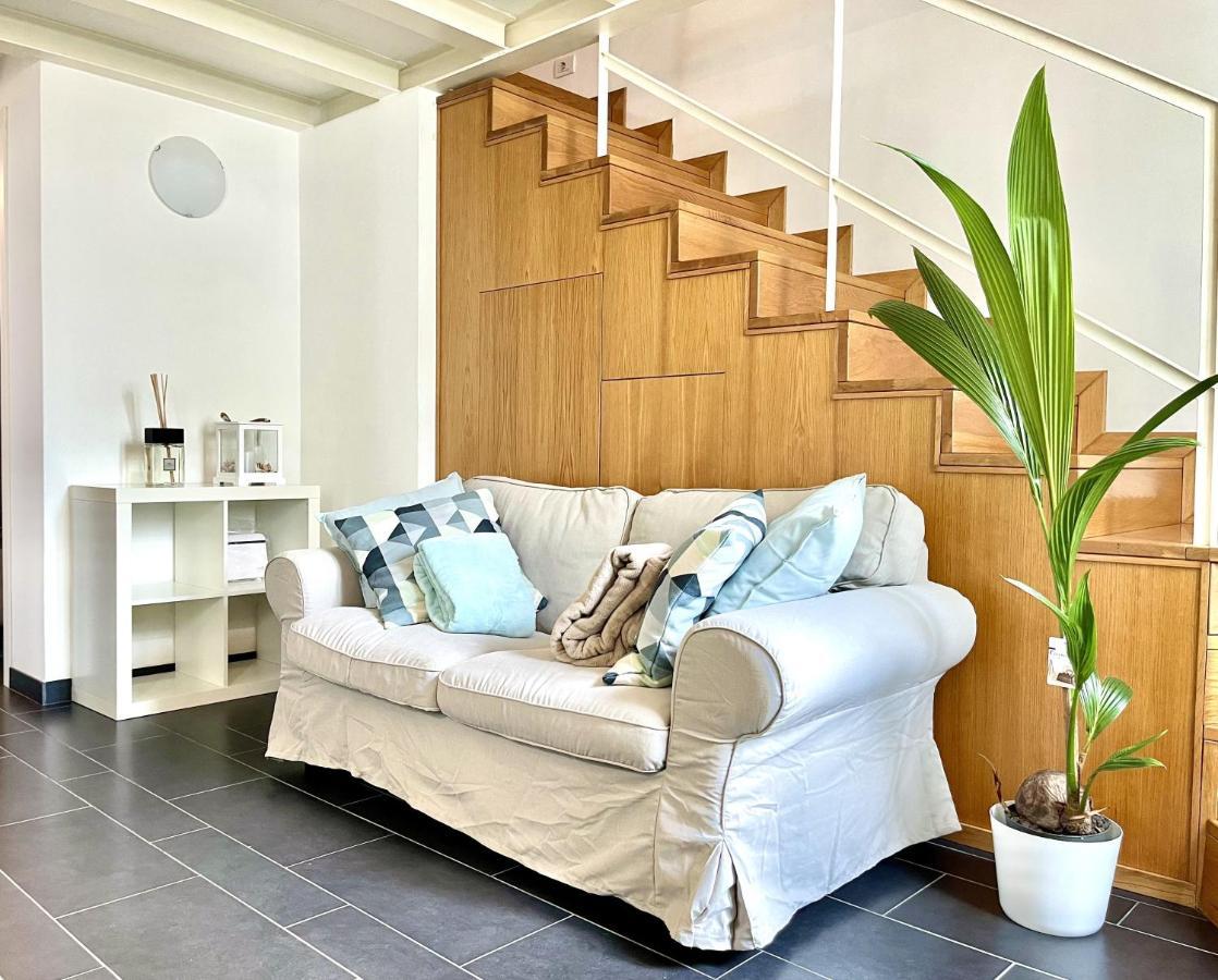 شقة Cozy Loft Marina View سافونا المظهر الخارجي الصورة