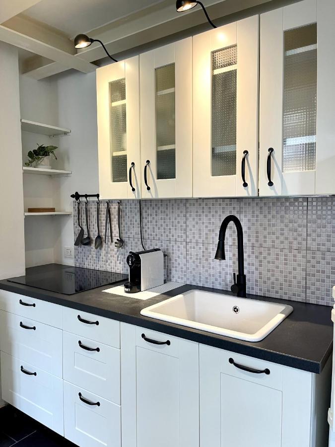 شقة Cozy Loft Marina View سافونا المظهر الخارجي الصورة